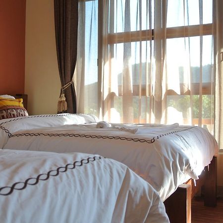 Hotel Homeland Pokhara Eksteriør billede
