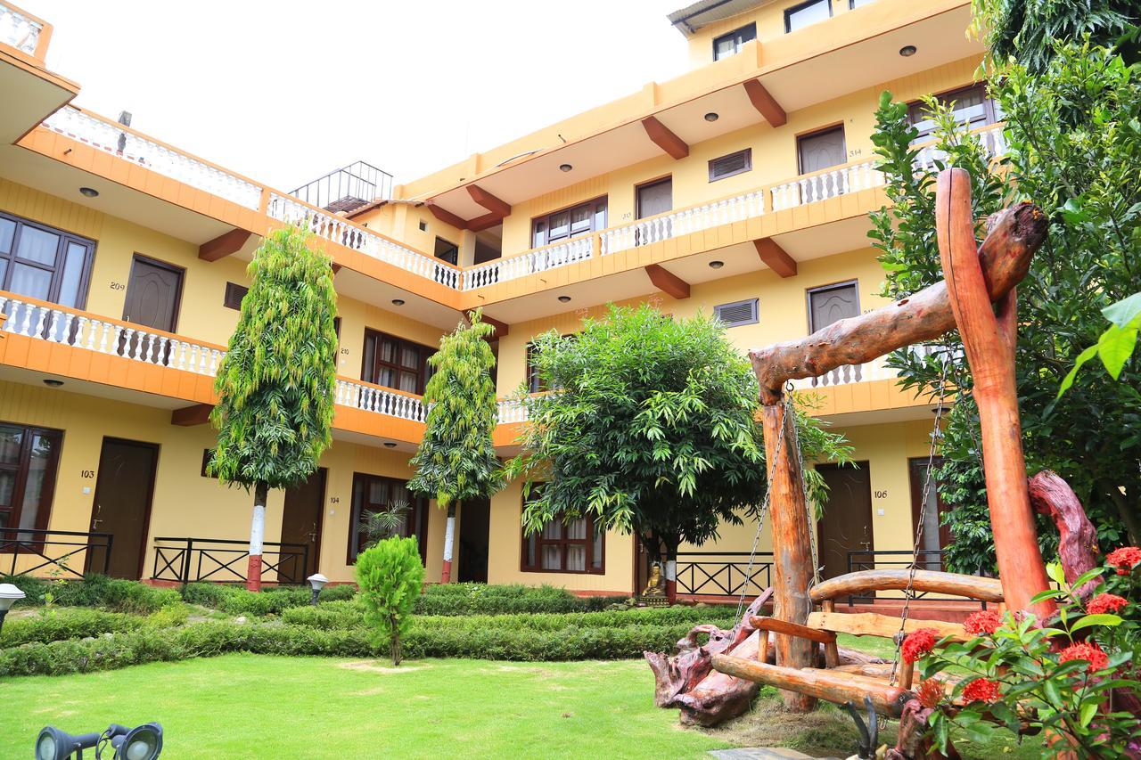 Hotel Homeland Pokhara Eksteriør billede