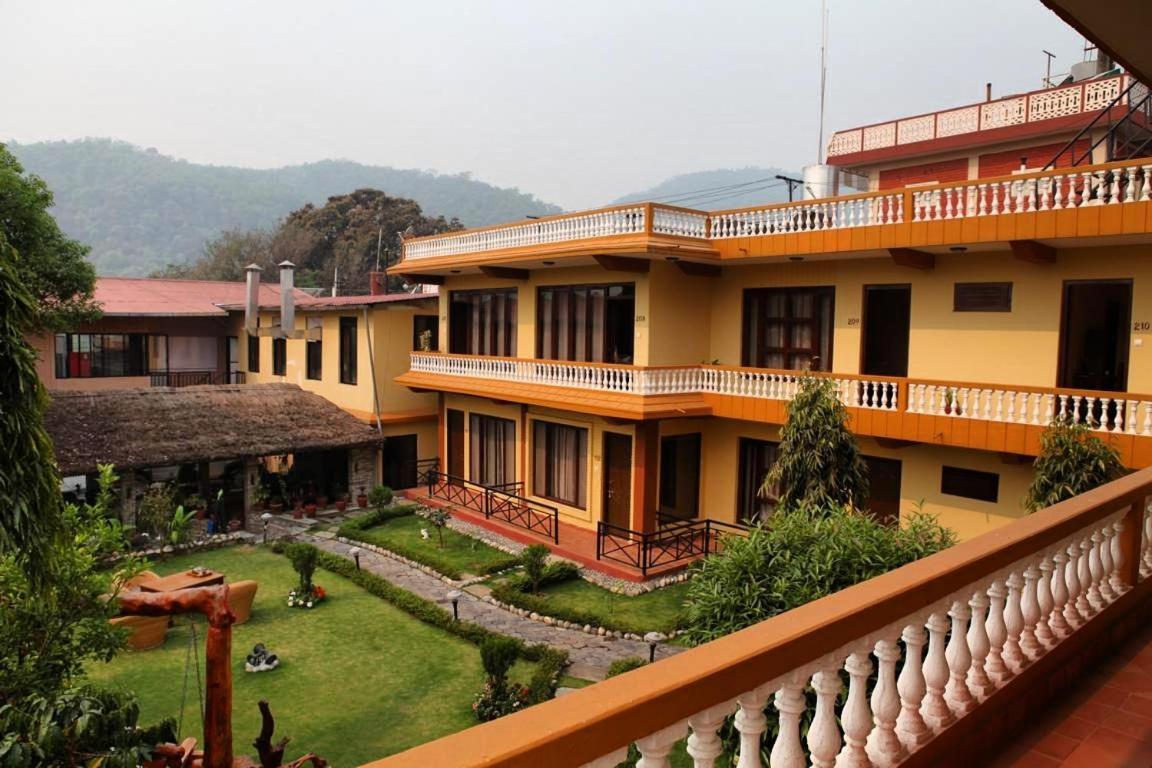 Hotel Homeland Pokhara Eksteriør billede